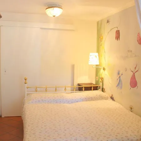 Barony Le Pergole For 8 Persons *